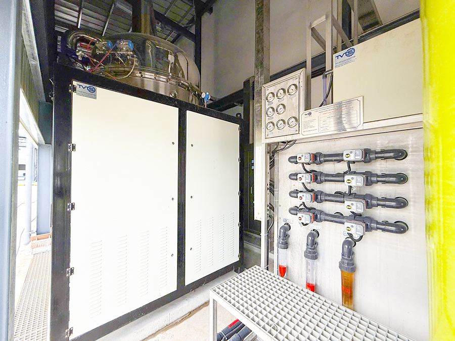 Industrial wastewater treatment system for industrial gas production