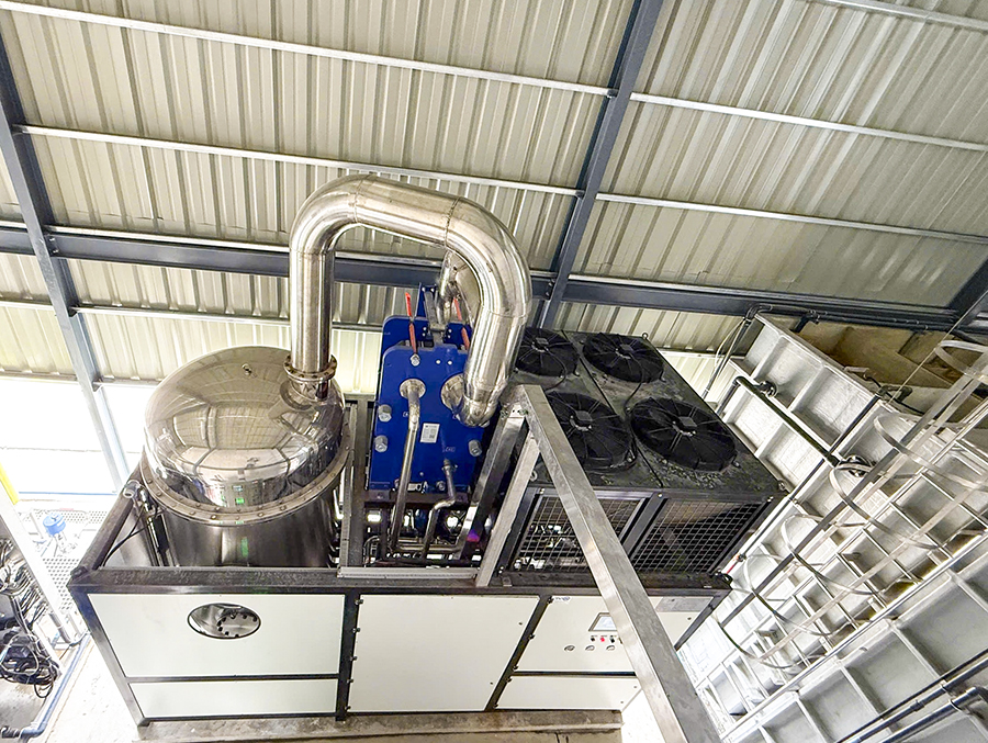 Industrial wastewater treatment system for industrial gas production